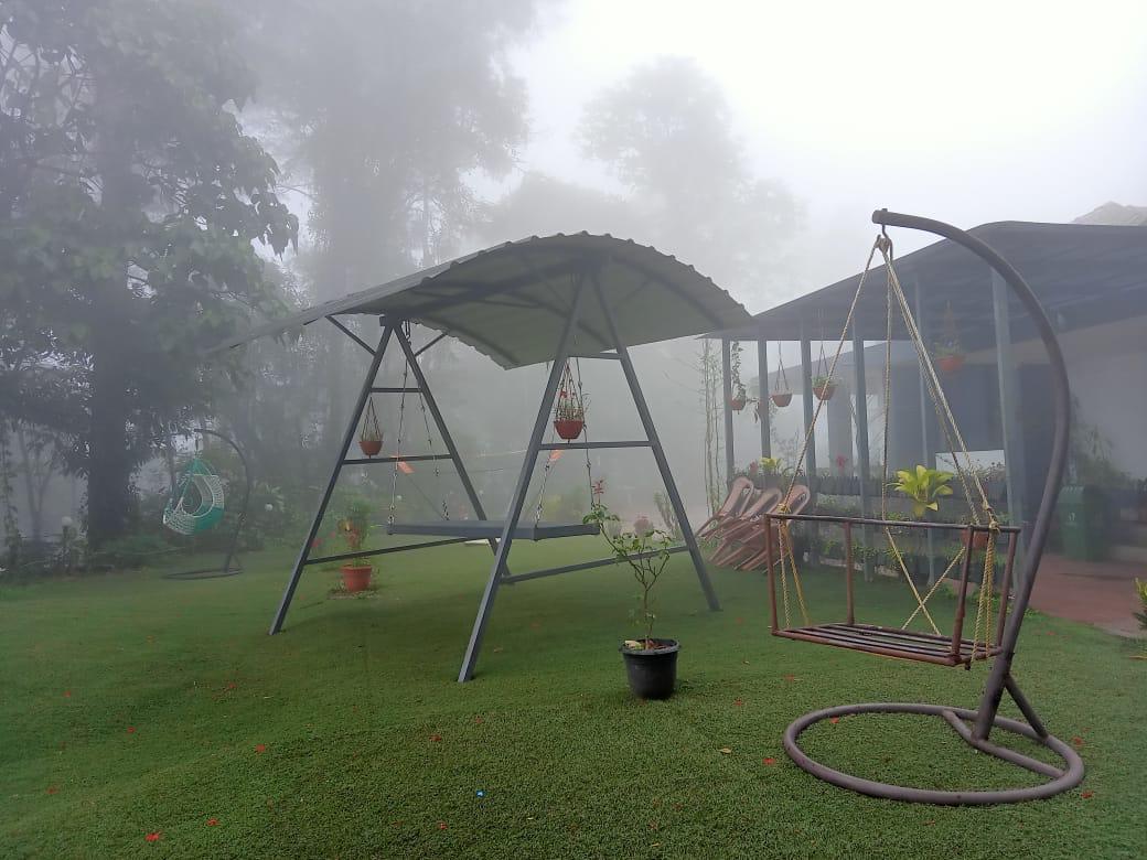 Casita Chain Tree Bunglow - Lakkidi